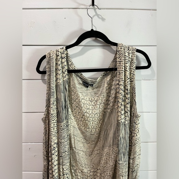 ANIMALE BY TRICOBEL – Vintage- Beige & Black Ethnic Top – Size M - Picture 7 of 9